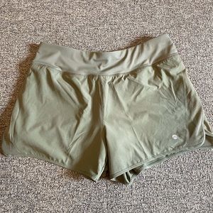 Running shorts